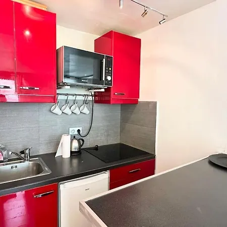 Profile Et Identite Volee Apartament Paryż